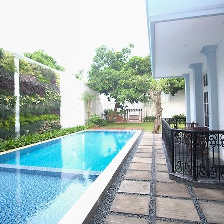 Rumah Kertajaya Surabaya Esterno foto