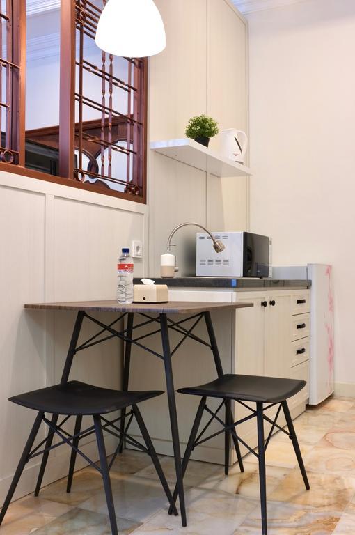 Rumah Kertajaya Surabaya Esterno foto
