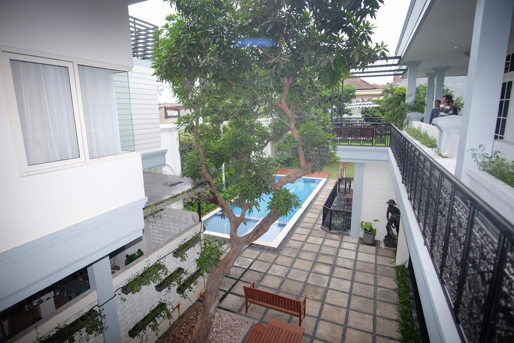 Rumah Kertajaya Surabaya Esterno foto